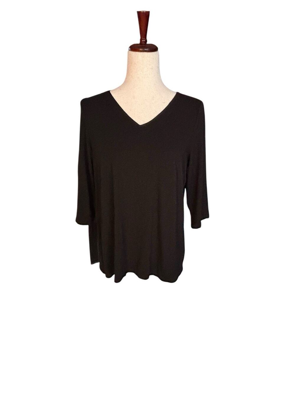 J Jill Wearever Collection Size Small Black Tunic Top 3/4 Sleeves V-neck